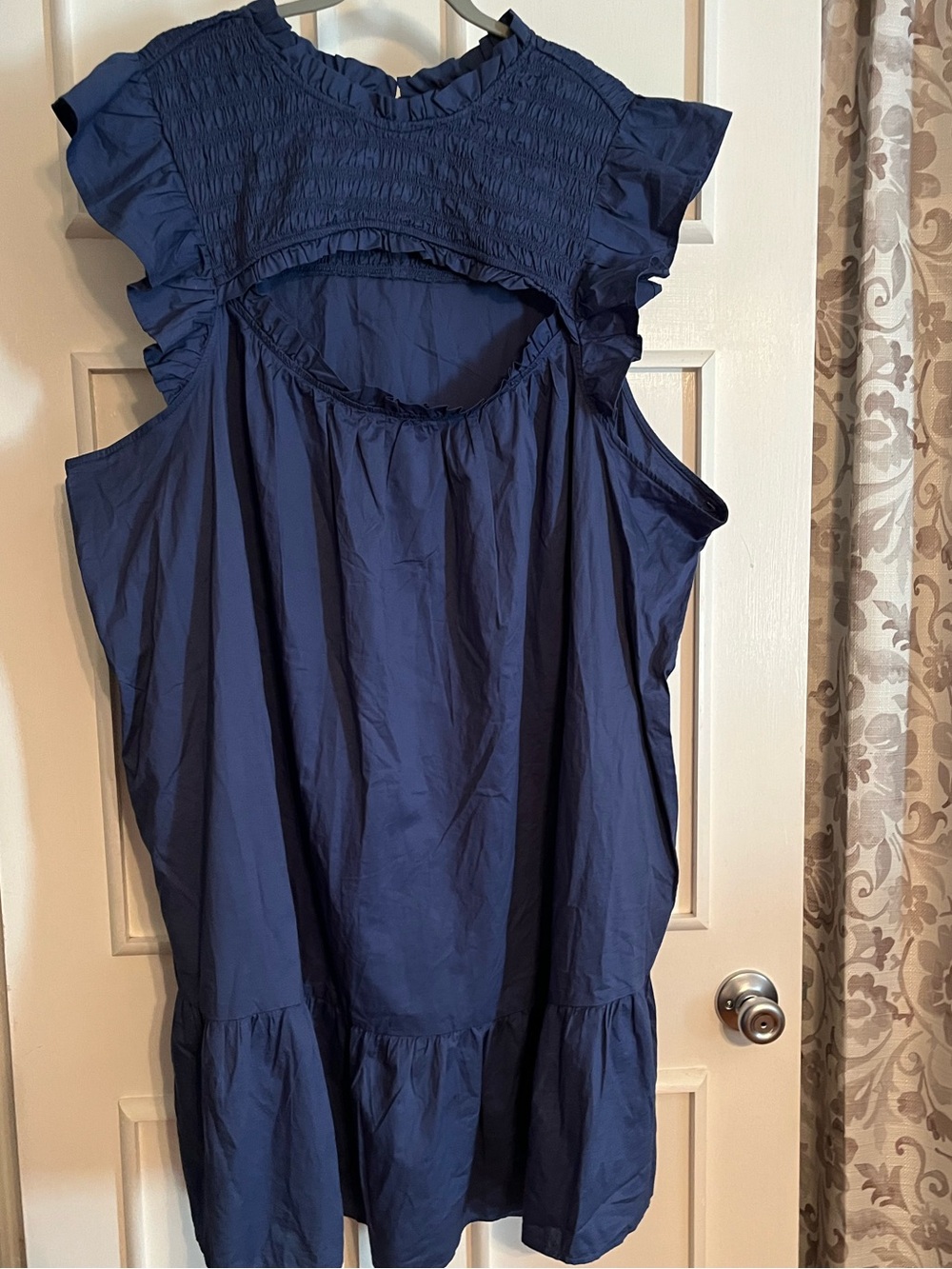 Old Navy Flutter Sleeve Cotton Poplin Smocked Cut Out Mini Swing Dress Size 4X - Picture 2 of 10